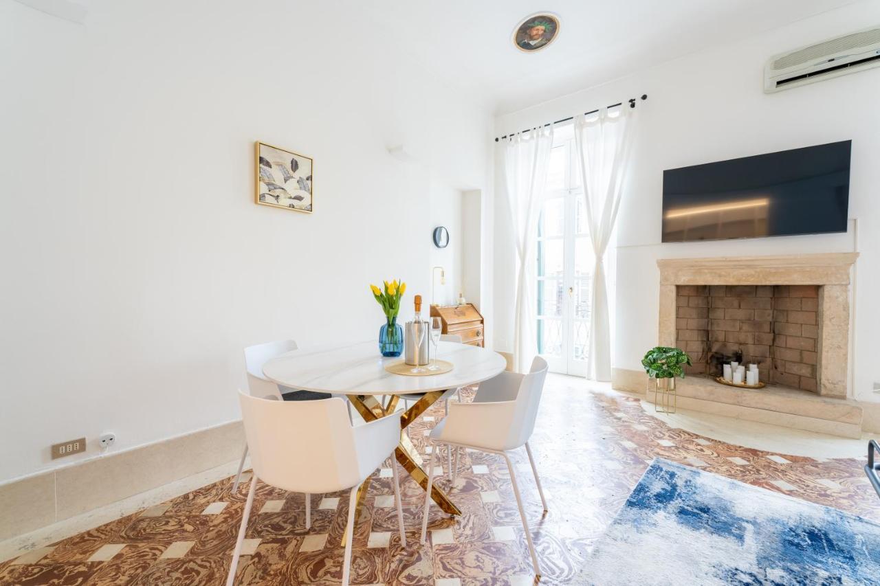 Corso Cavour Luxury Apartment Верона Екстериор снимка