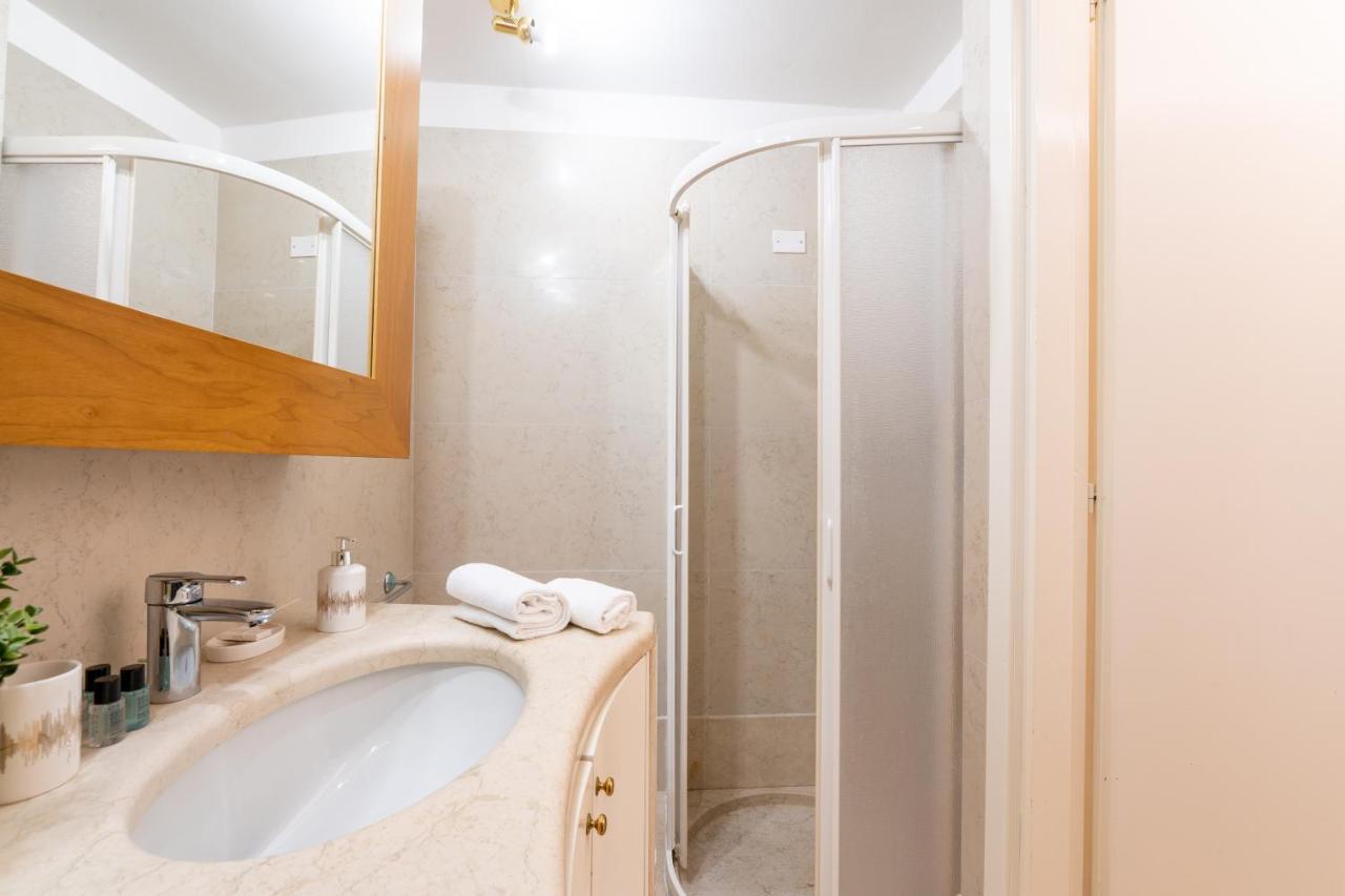 Corso Cavour Luxury Apartment Верона Екстериор снимка