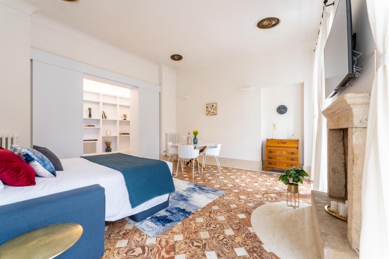 Corso Cavour Luxury Apartment Верона Екстериор снимка